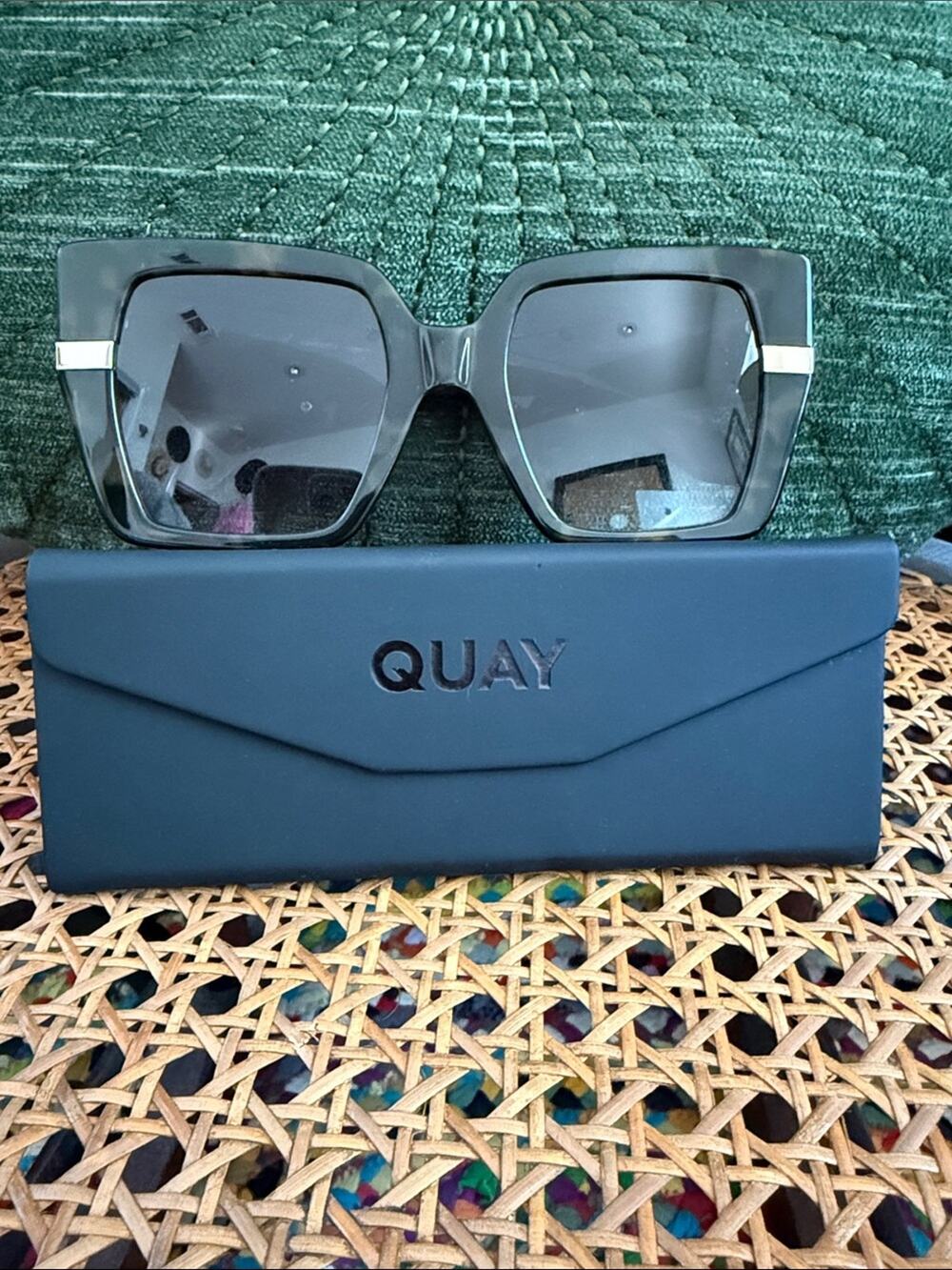 Quay Notorious Tortoiseshell Square Smoke Lens Bold Dramatic Sunglasses